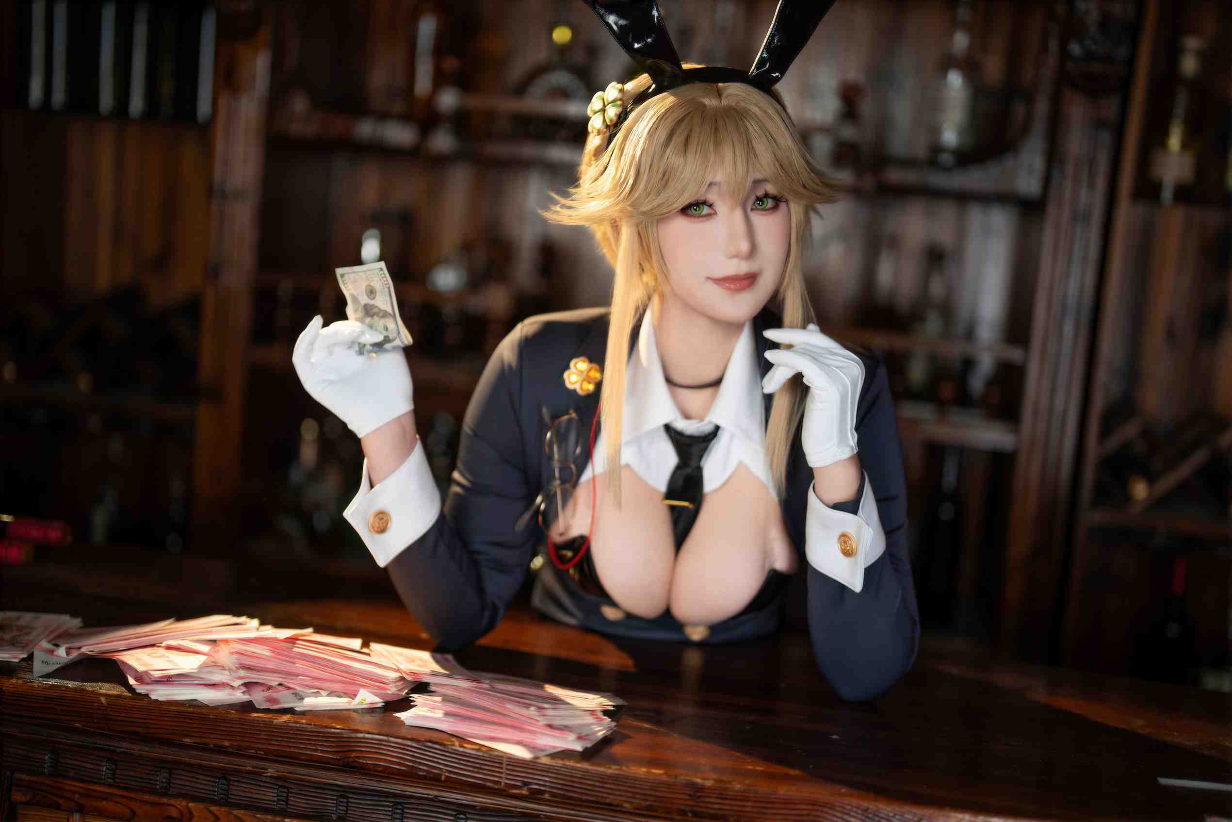 星澜是澜澜叫澜妹呀-Nikke 爱德·特务兔女郎.jpg